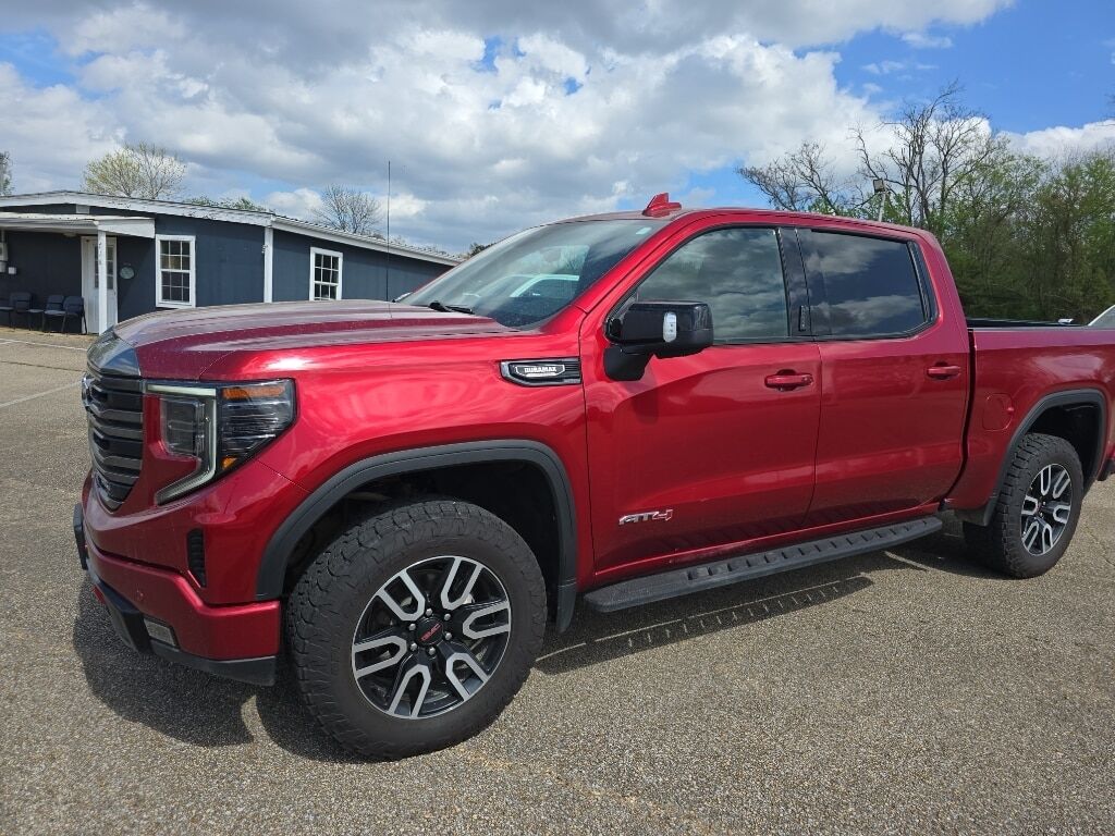2023 GMC Sierra