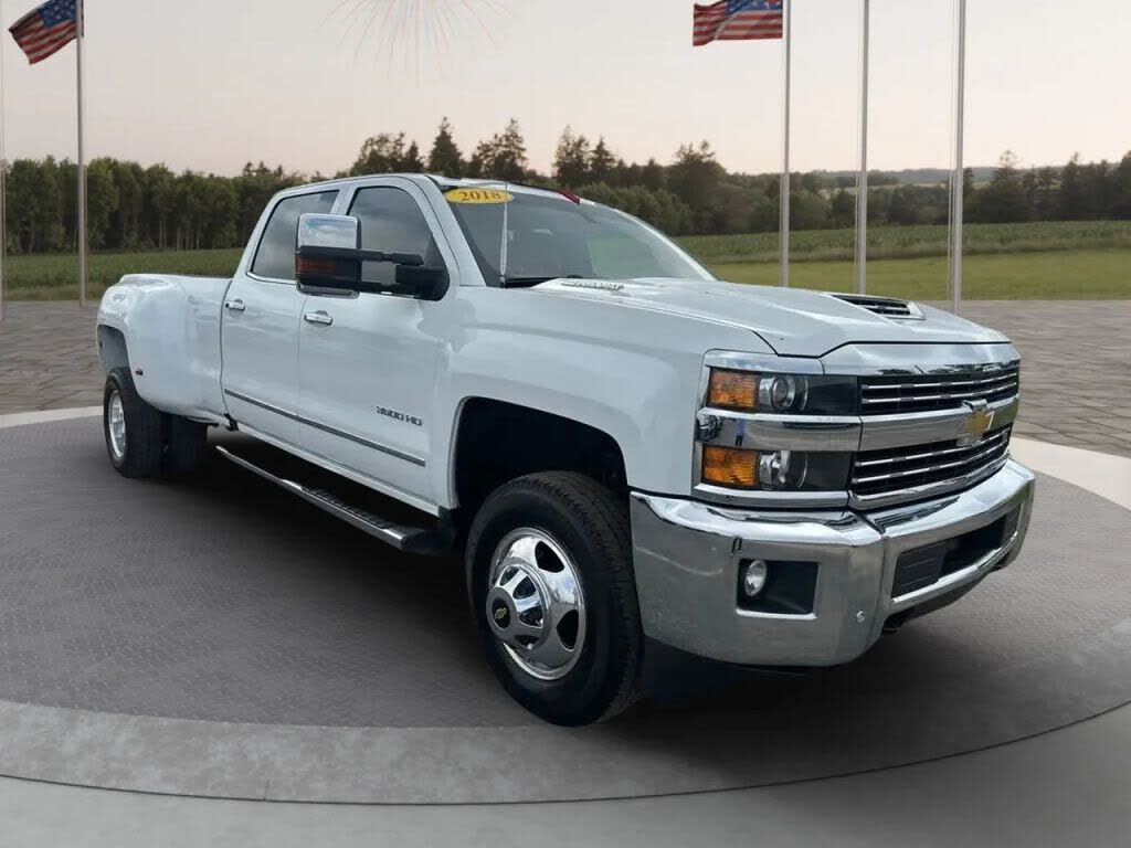 2018 CHEVROLET Silverado