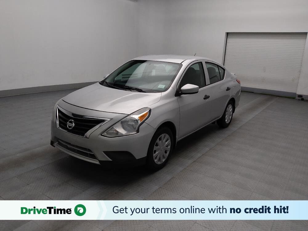 2017 NISSAN Versa