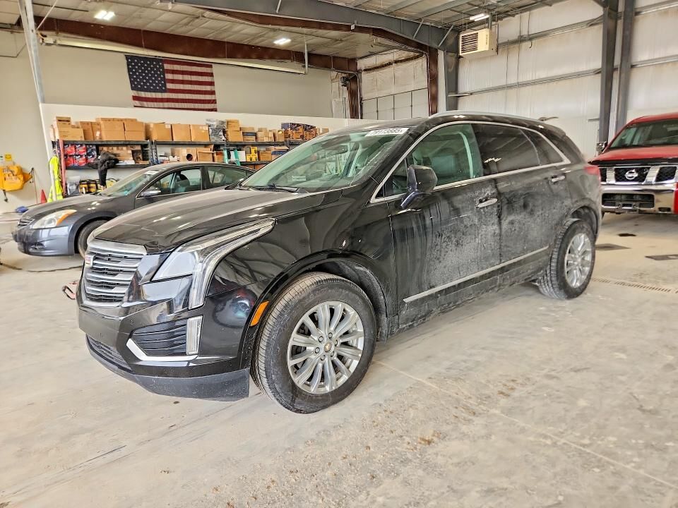 2017 CADILLAC XT5
