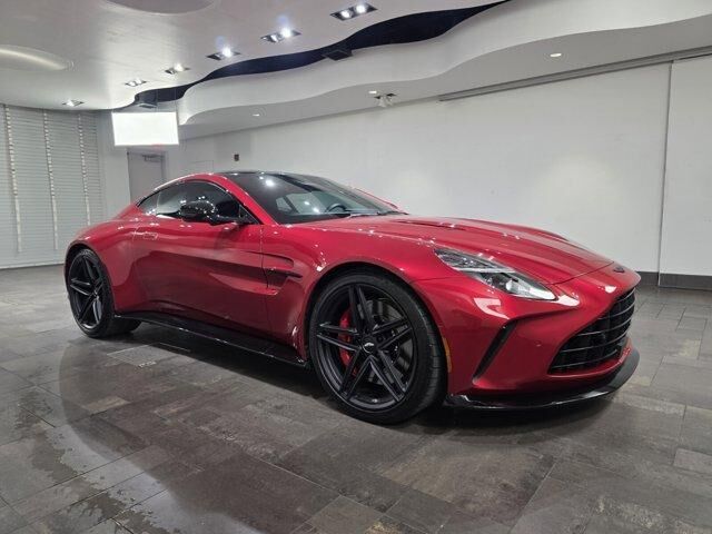 2025 ASTON MARTIN Vantage