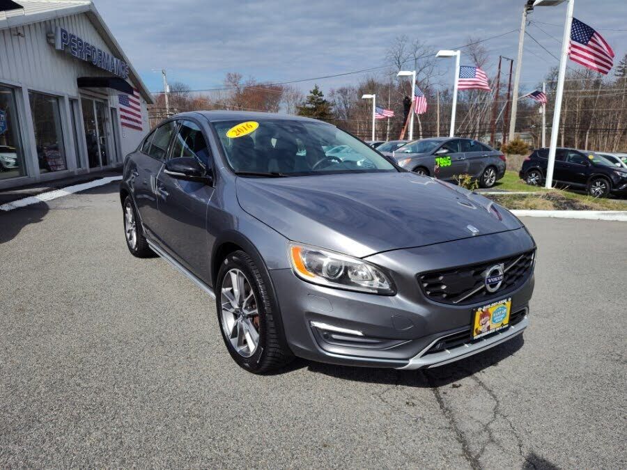 2016 VOLVO S60 Cross Country