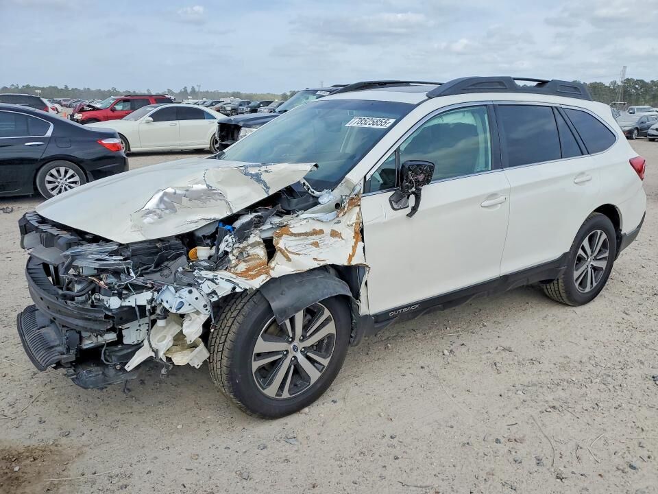 2018 SUBARU Outback