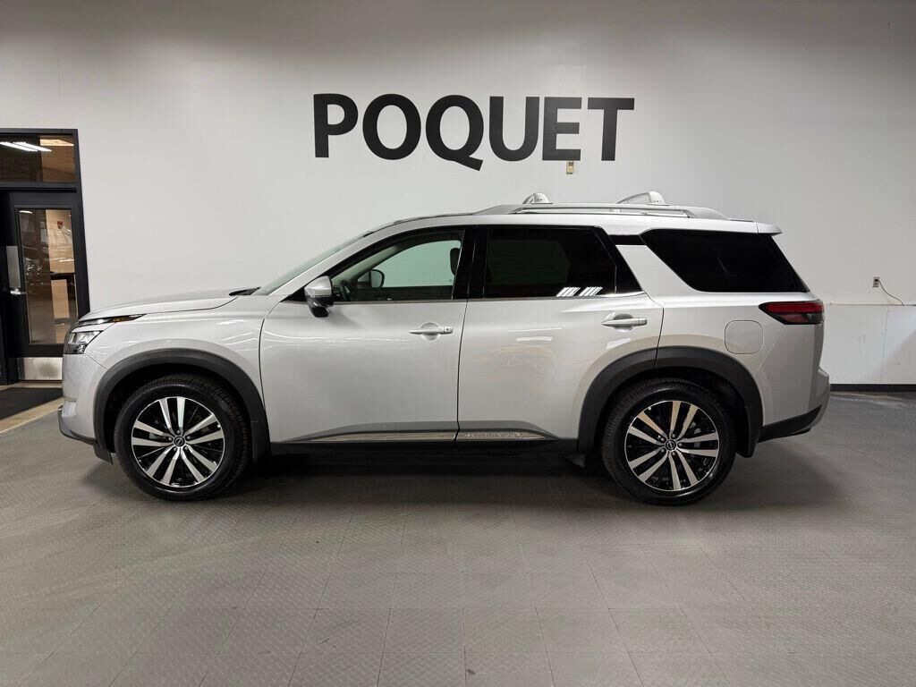 2024 NISSAN Pathfinder