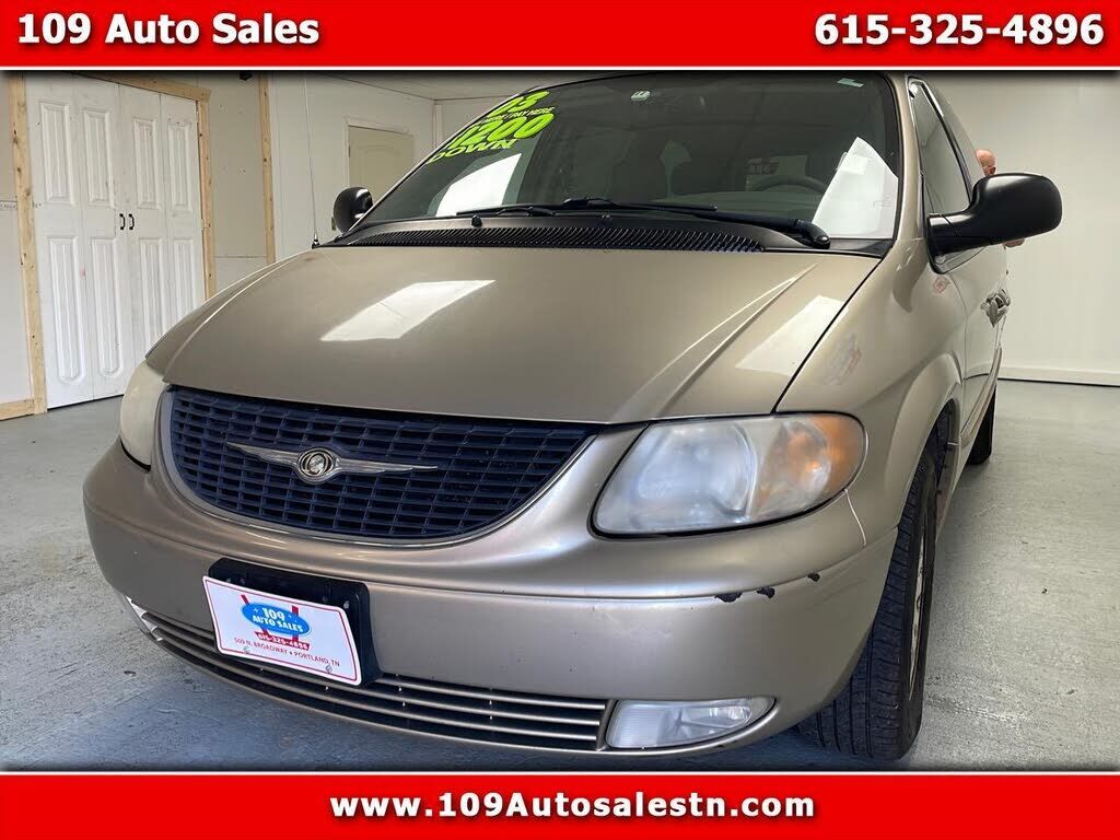 2003 CHRYSLER Town and Country