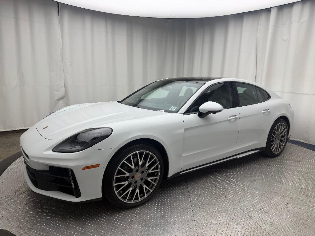 2024 PORSCHE Panamera