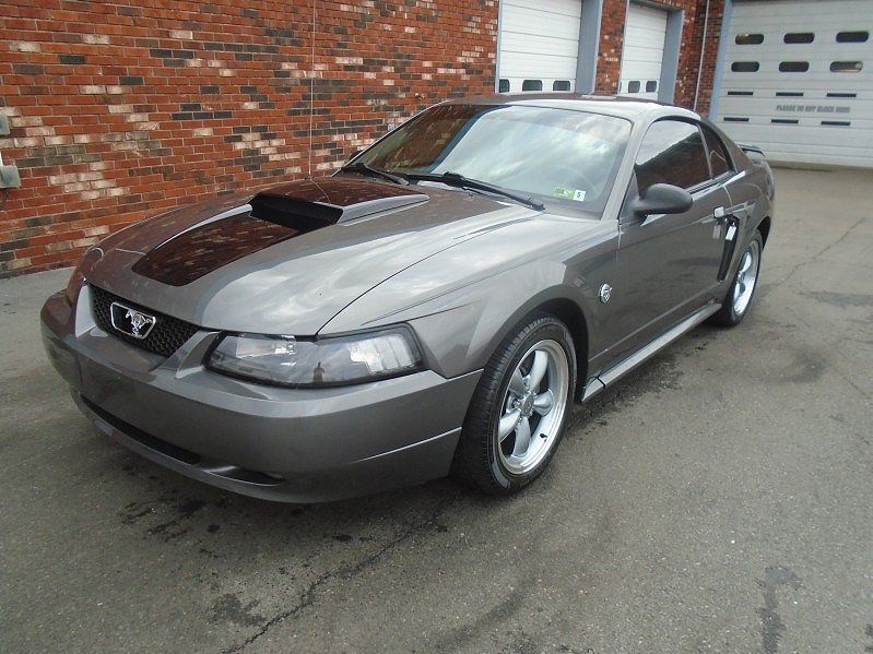 2004 FORD Mustang
