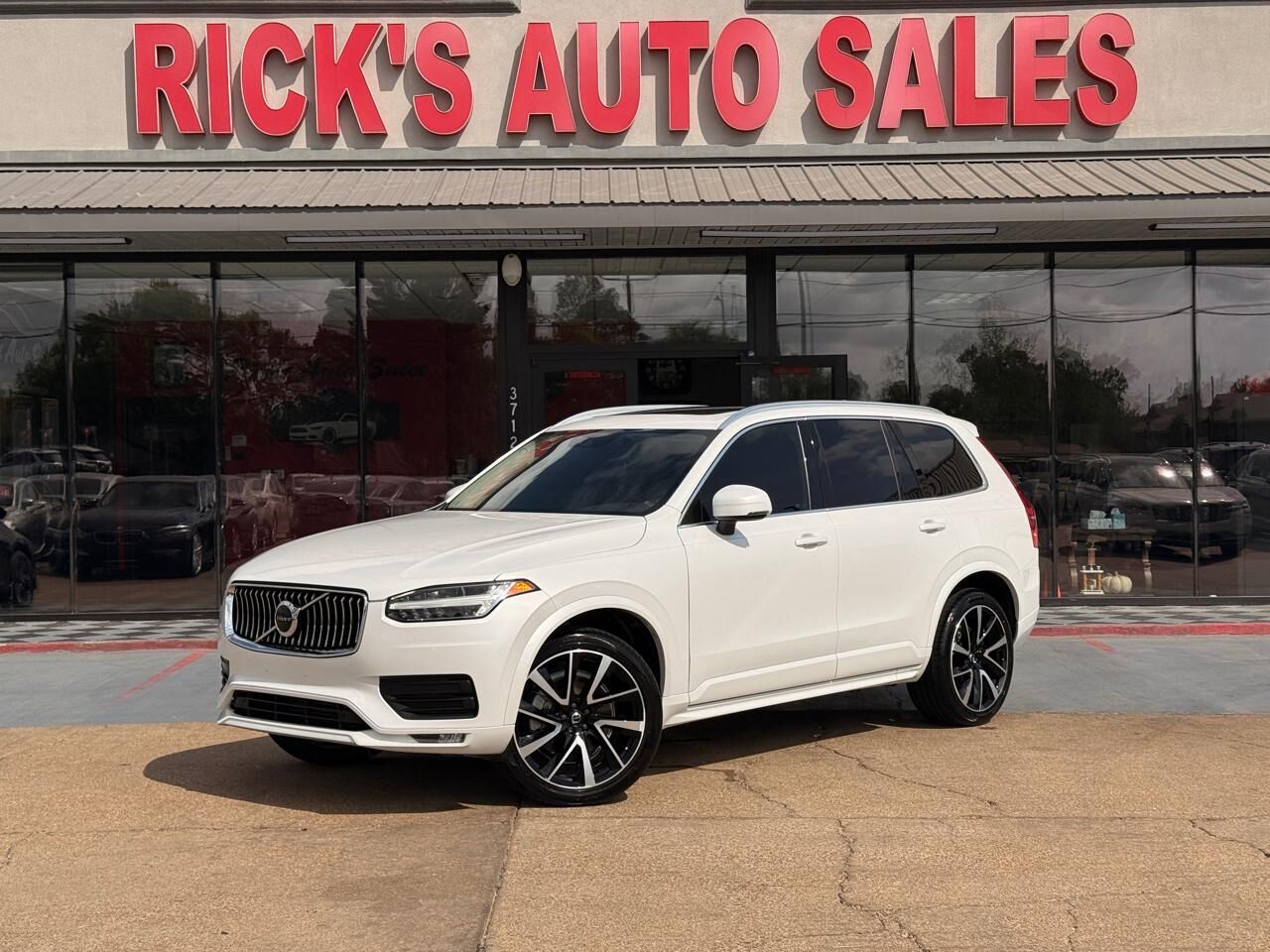2020 VOLVO XC90