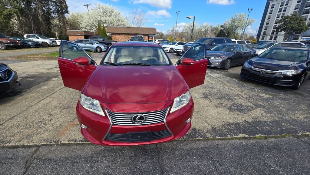 2013 LEXUS ES