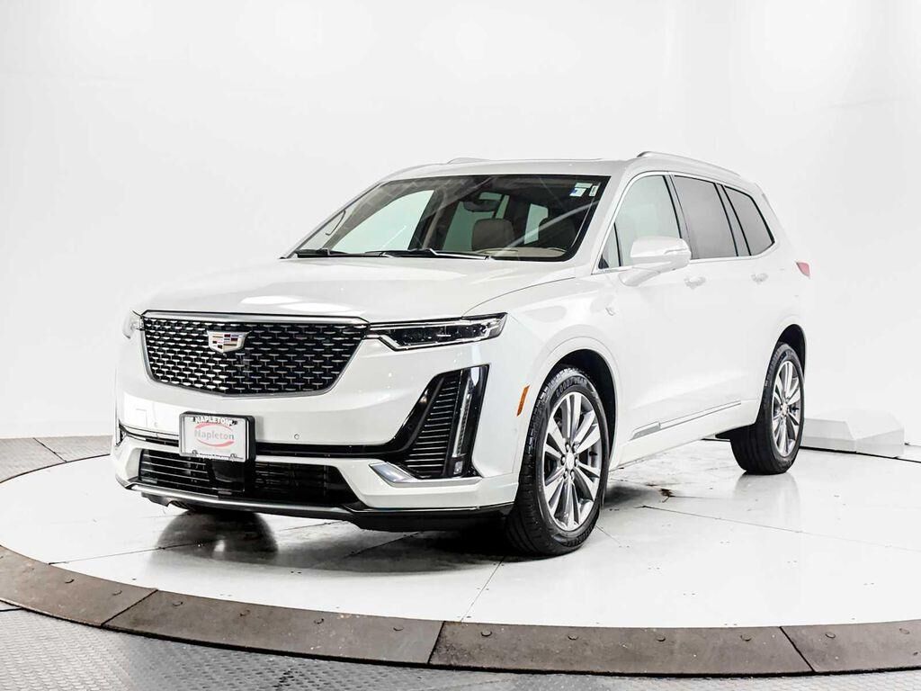 2021 CADILLAC XT6