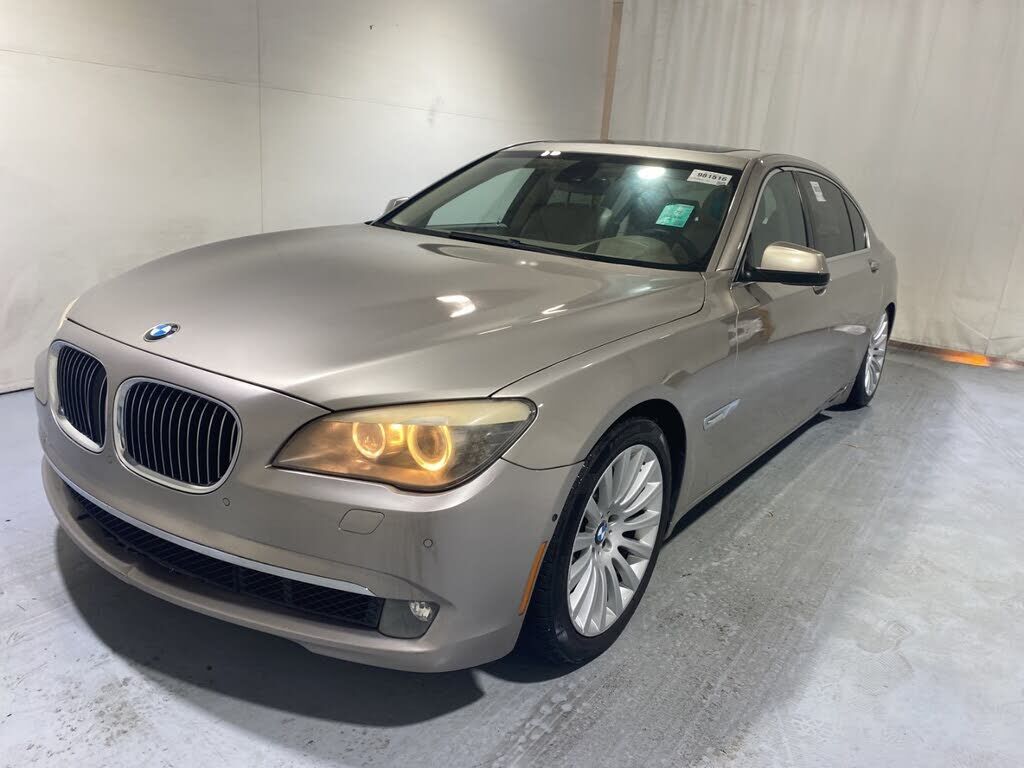 2012 BMW 7 Series