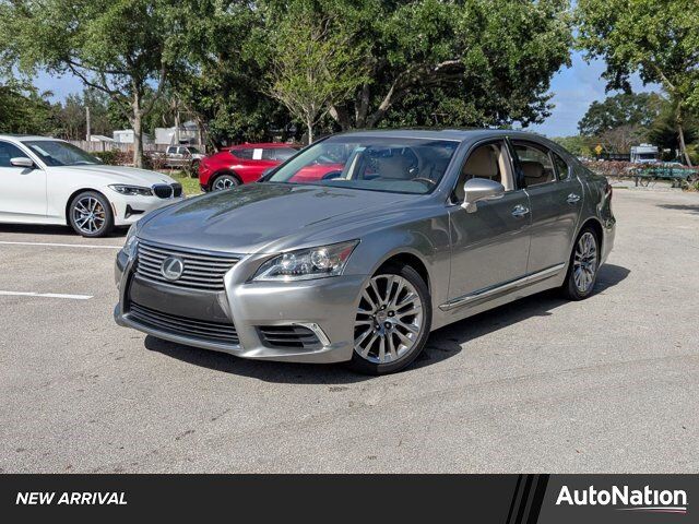 2017 LEXUS LS