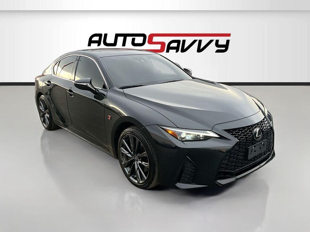 2024 LEXUS IS