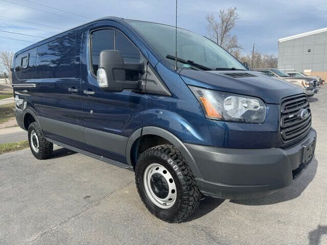 2018 FORD Transit
