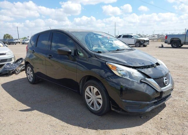 2017 NISSAN Versa