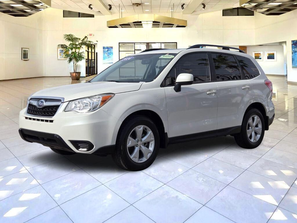 2015 SUBARU Forester