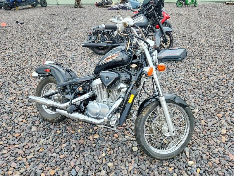 1997 HONDA VT600C