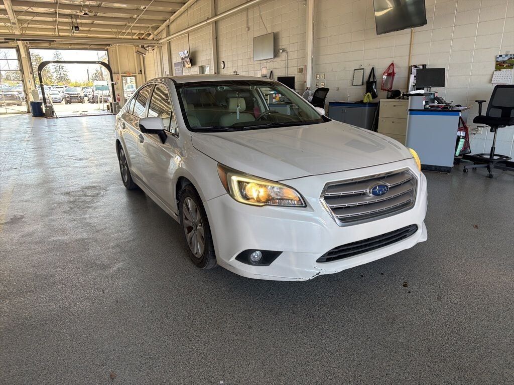 2015 SUBARU Legacy