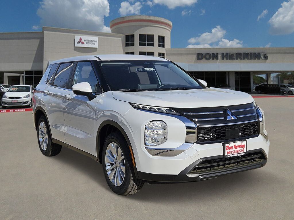 2026 MITSUBISHI Outlander