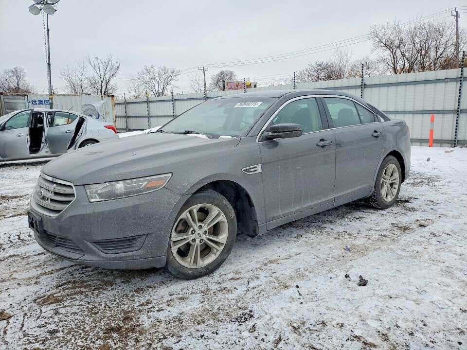 2015 FORD Taurus