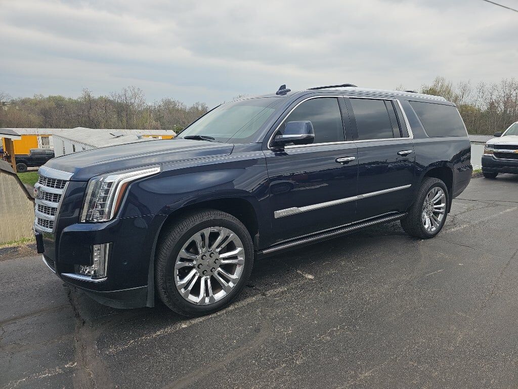 2019 CADILLAC Escalade ESV