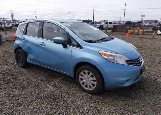 2015 NISSAN Versa