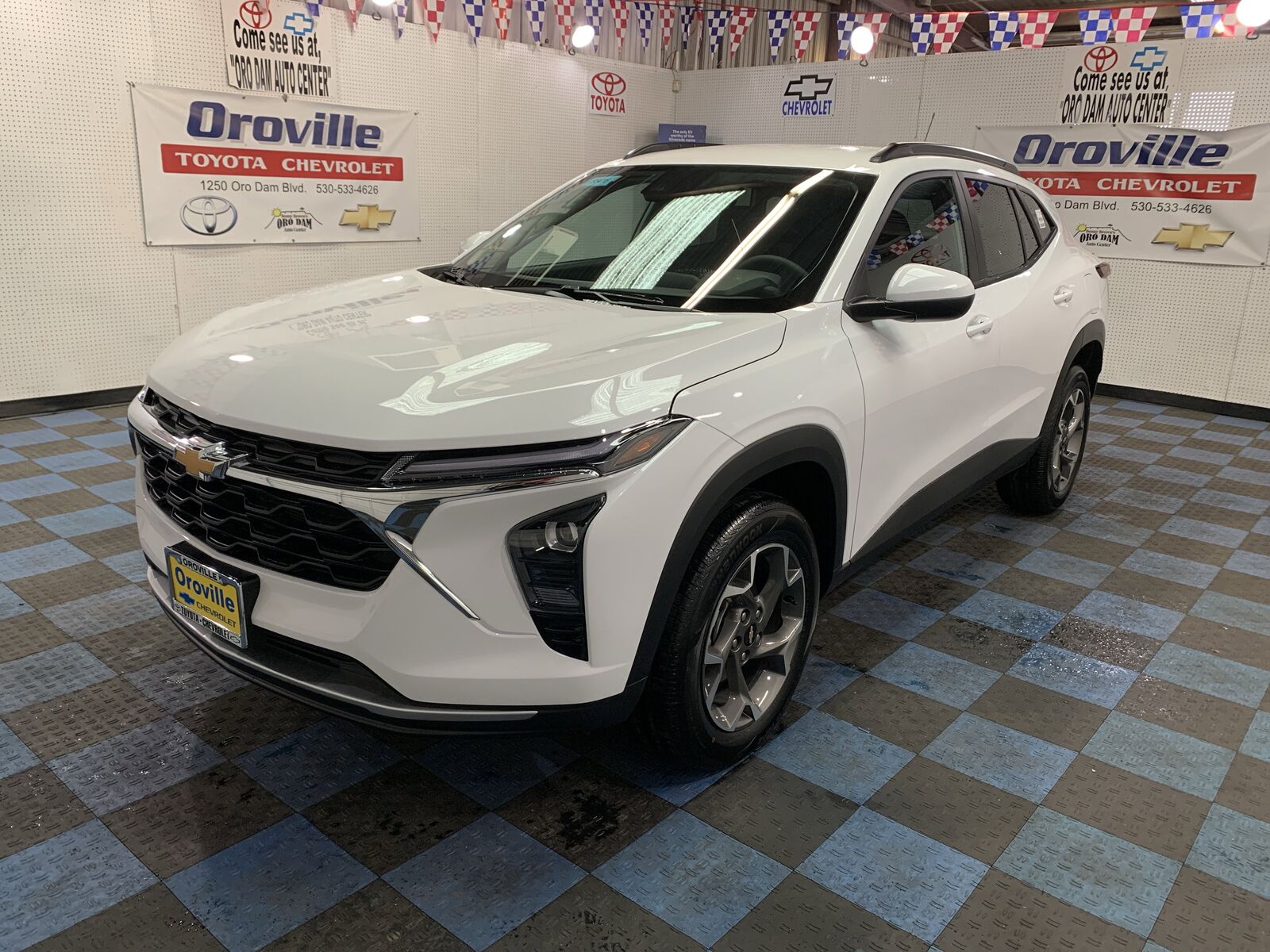 2026 CHEVROLET Trax