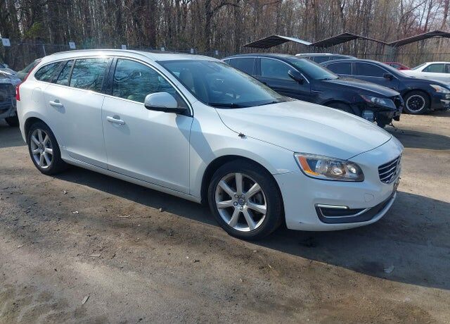 2016 VOLVO V60