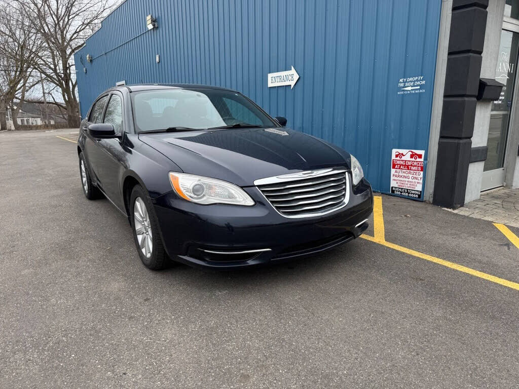 2012 CHRYSLER 200