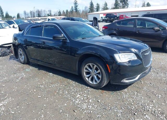 2015 CHRYSLER 300