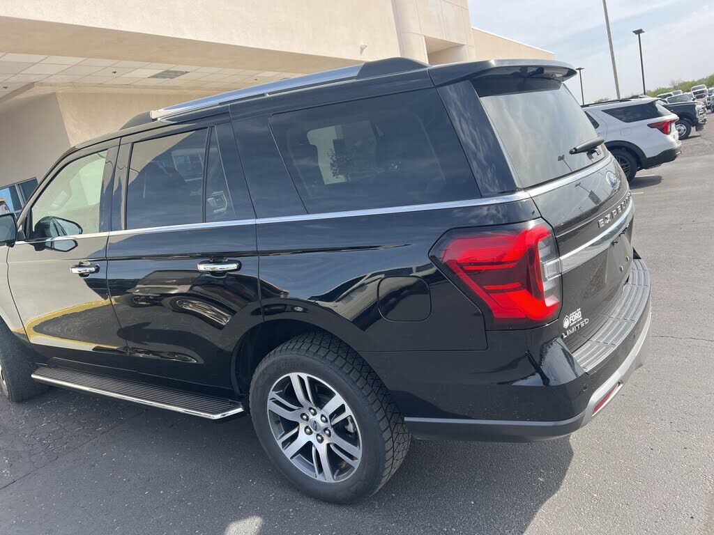 2023 FORD Expedition