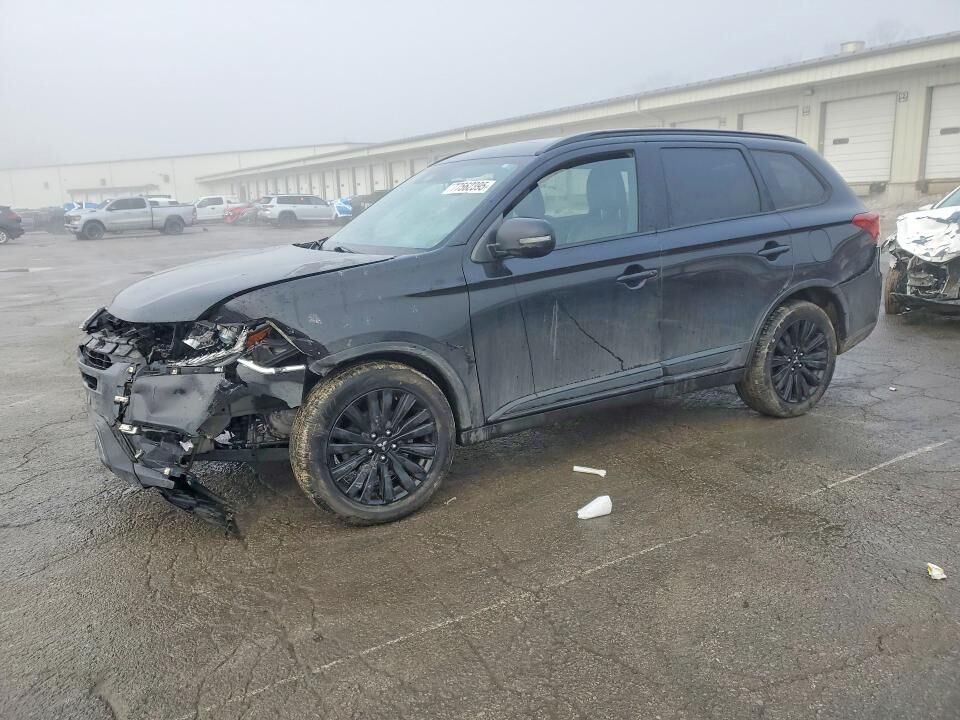 2020 MITSUBISHI Outlander