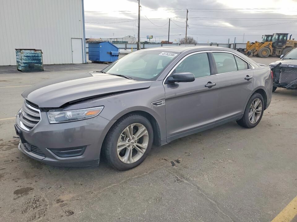 2013 FORD Taurus