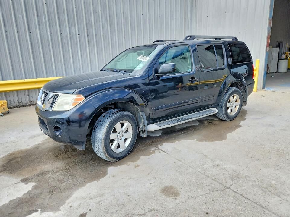 2012 NISSAN Pathfinder