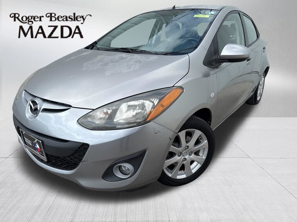 2011 MAZDA Mazda2