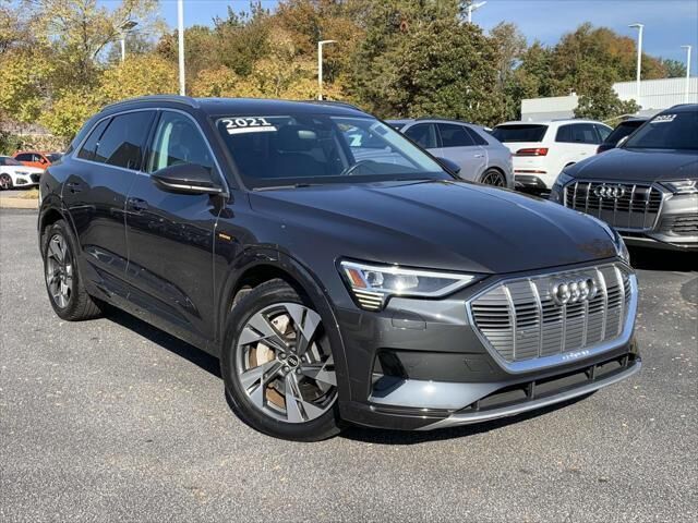 2021 AUDI e-tron