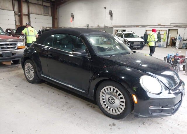 2014 VOLKSWAGEN Beetle