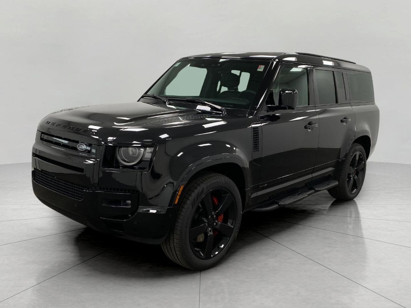 2026 LAND ROVER Defender
