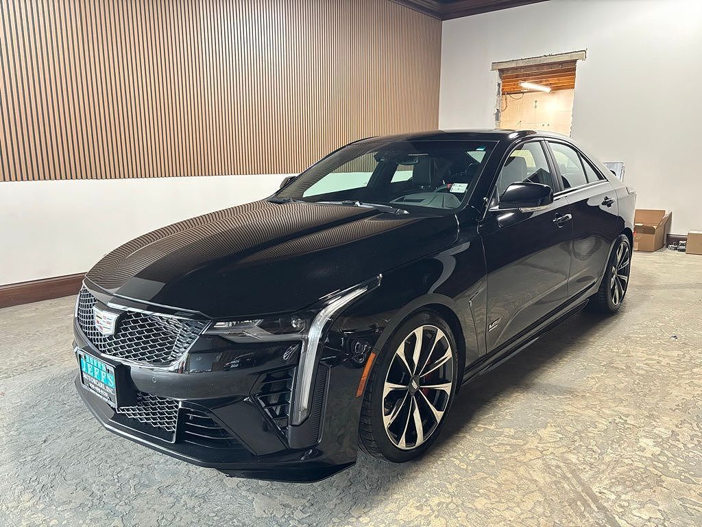 2024 CADILLAC CT4