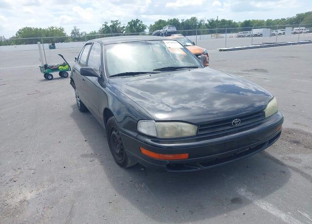 1994 TOYOTA Camry