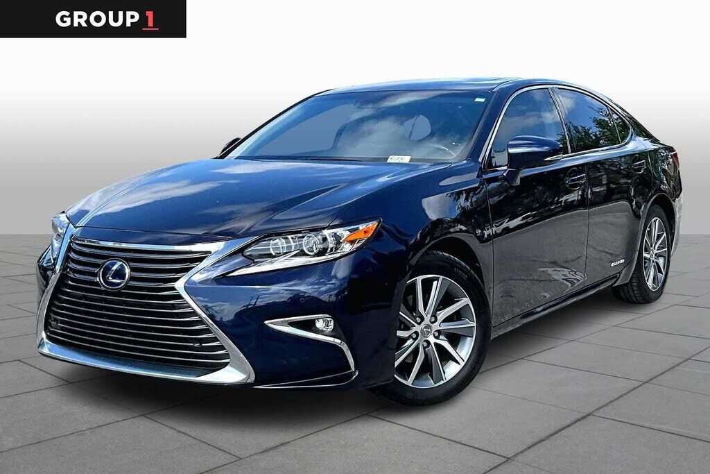 2017 LEXUS ES