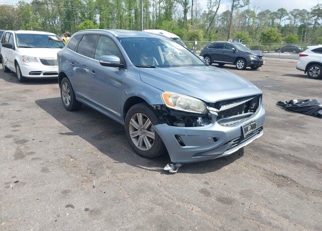 2017 VOLVO XC60