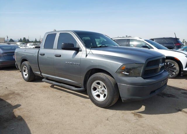 2012 DODGE Ram