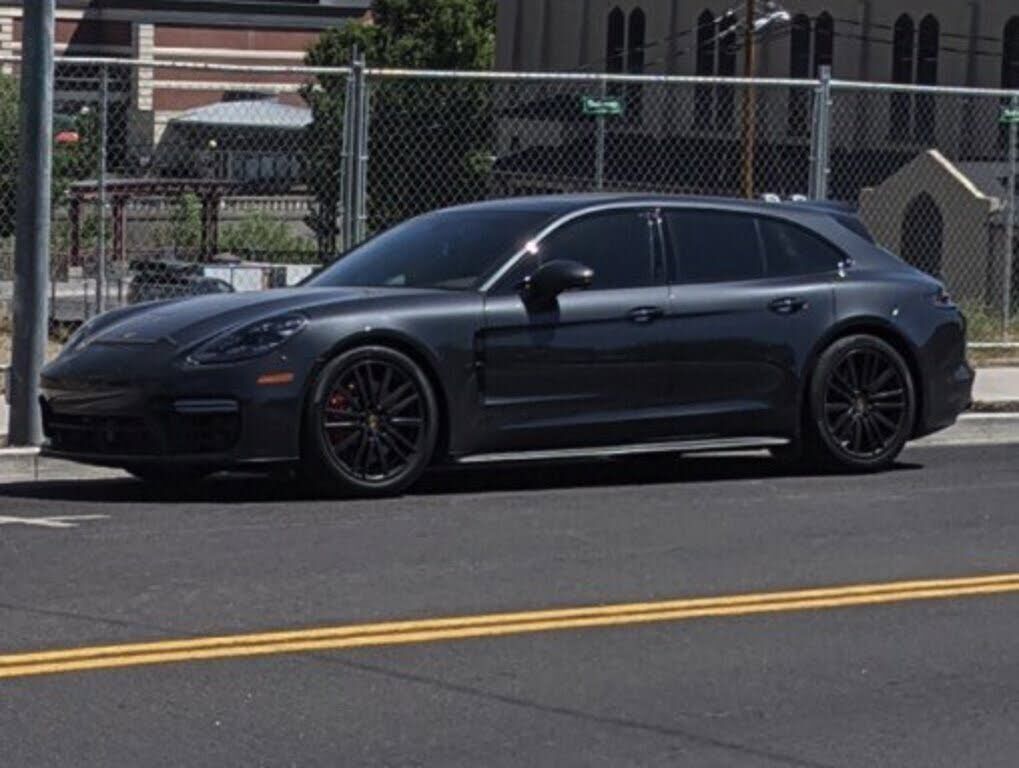 2020 PORSCHE Panamera