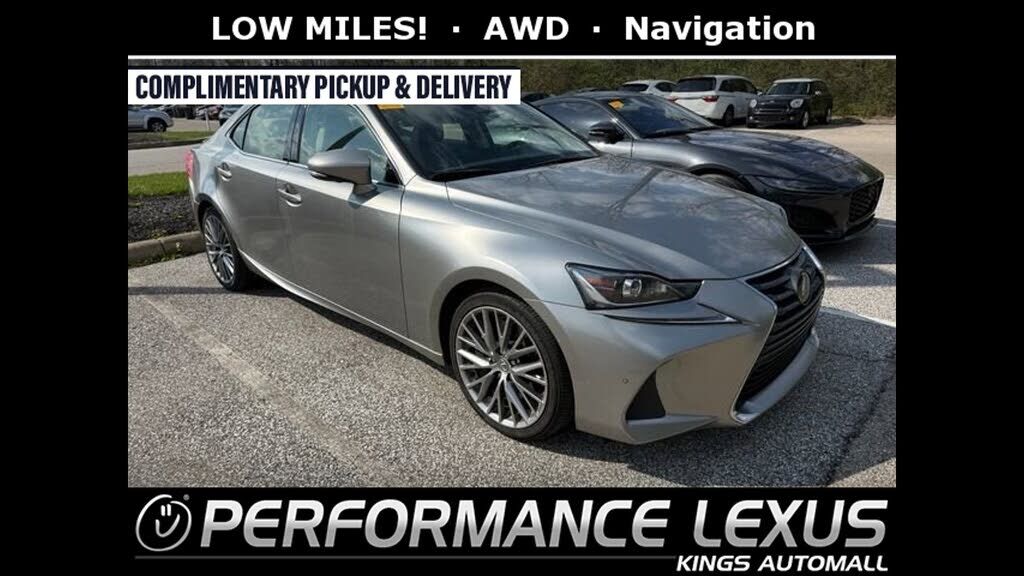 2018 LEXUS IS