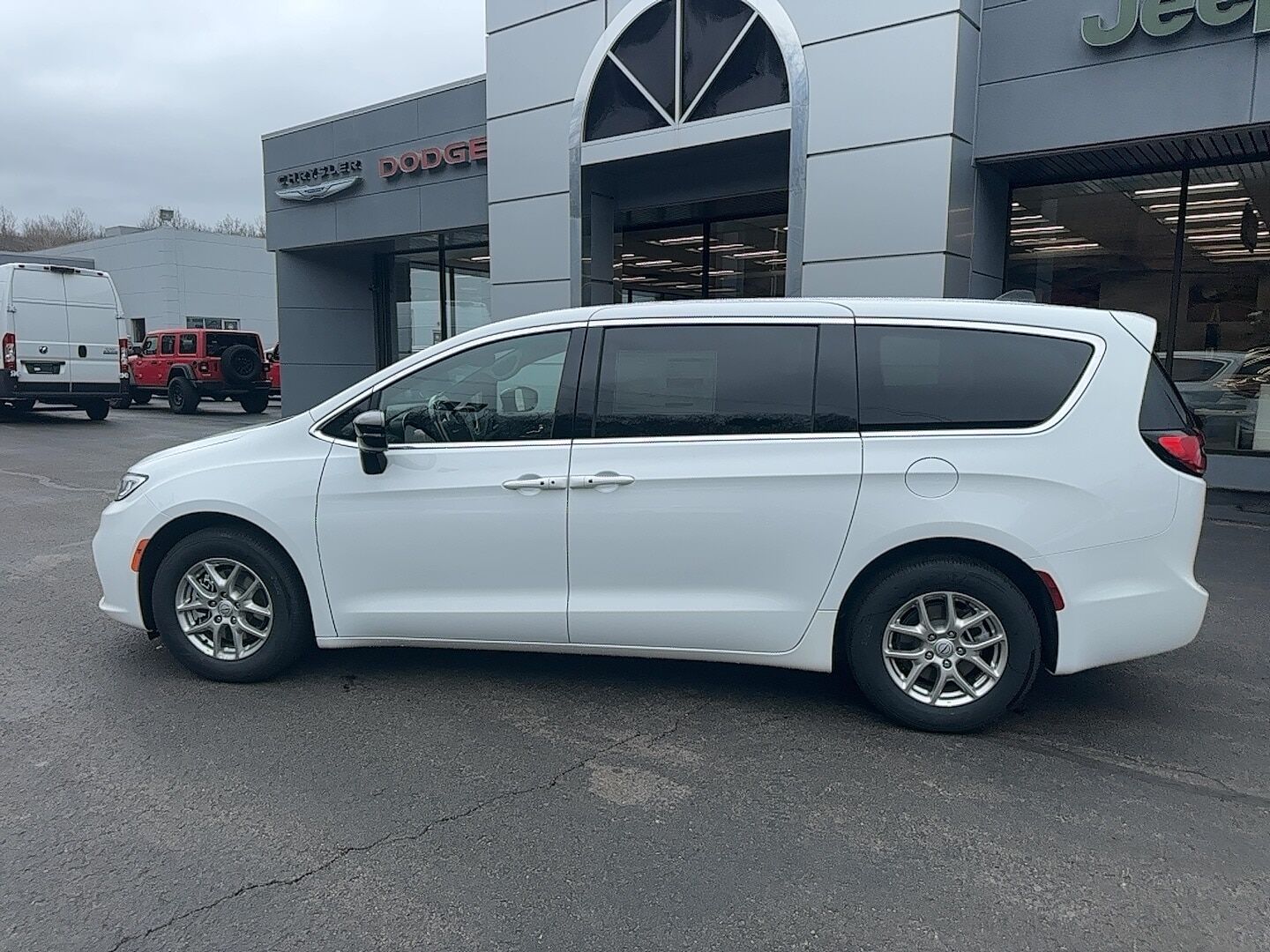 2026 CHRYSLER Pacifica