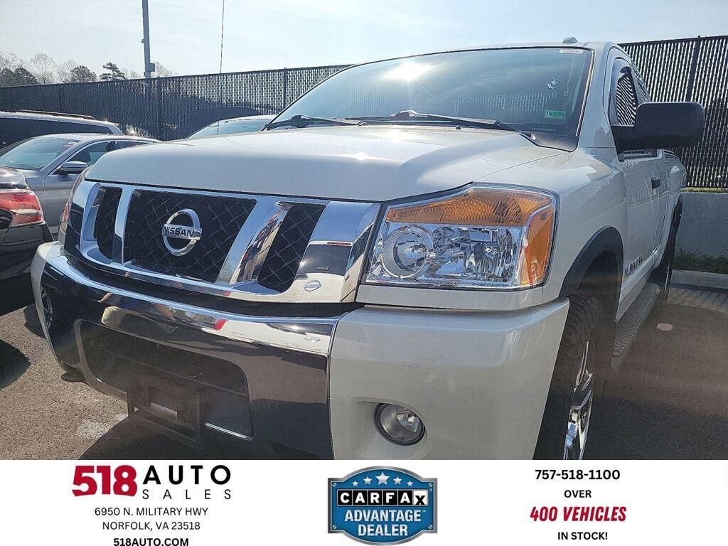 2015 NISSAN Titan