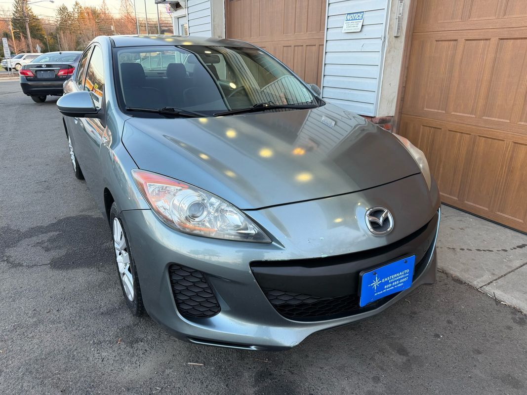 2012 MAZDA Mazda3