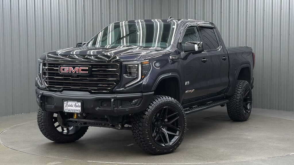 2025 GMC Sierra