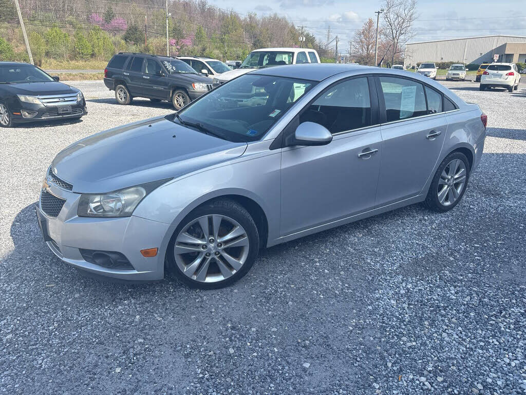 2013 CHEVROLET Cruze